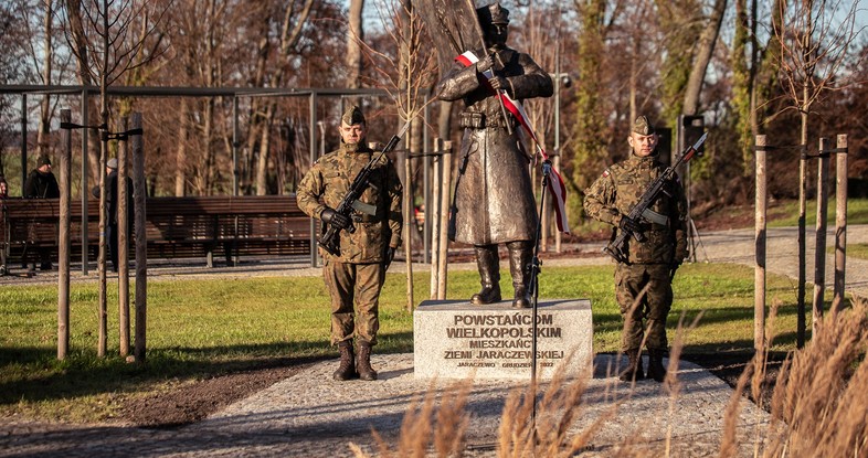 Jaraczewo z pomnikiem Powstańców Wielkopolskich