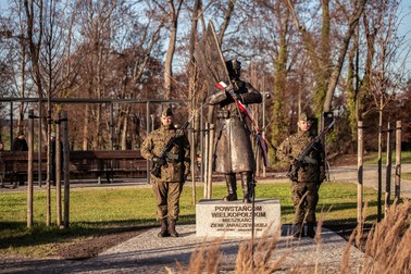 Jaraczewo z pomnikiem Powstańców Wielkopolskich